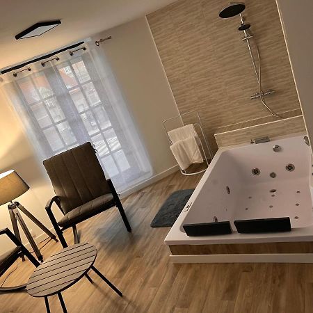 Magnifique Loft 35M2 Jacuzzi Rvb Night 1 Otel Amiens Dış mekan fotoğraf