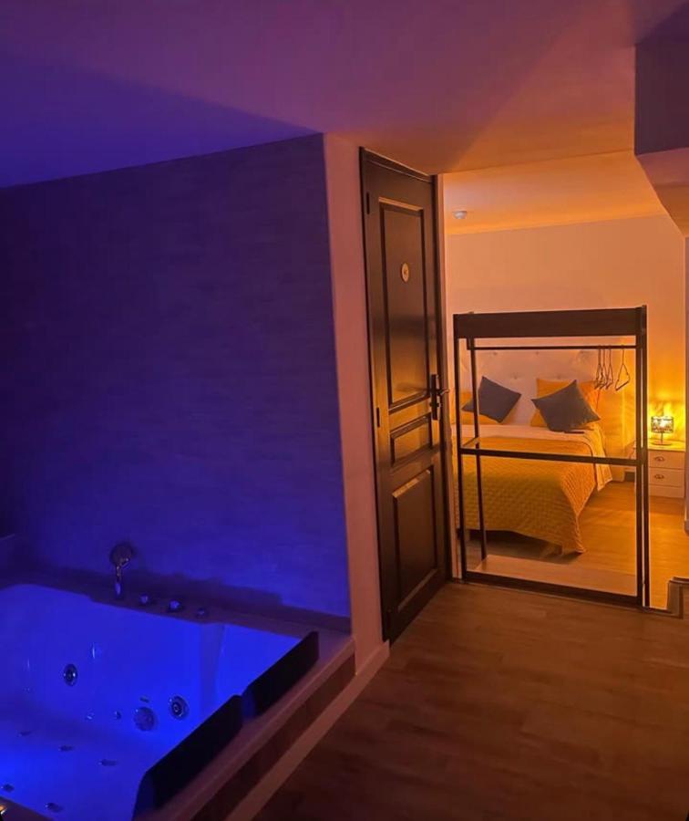Magnifique Loft 35M2 Jacuzzi Rvb Night 1 Otel Amiens Dış mekan fotoğraf