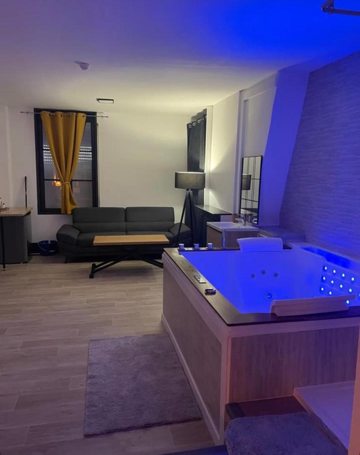 Magnifique Loft 35M2 Jacuzzi Rvb Night 1 Otel Amiens Dış mekan fotoğraf