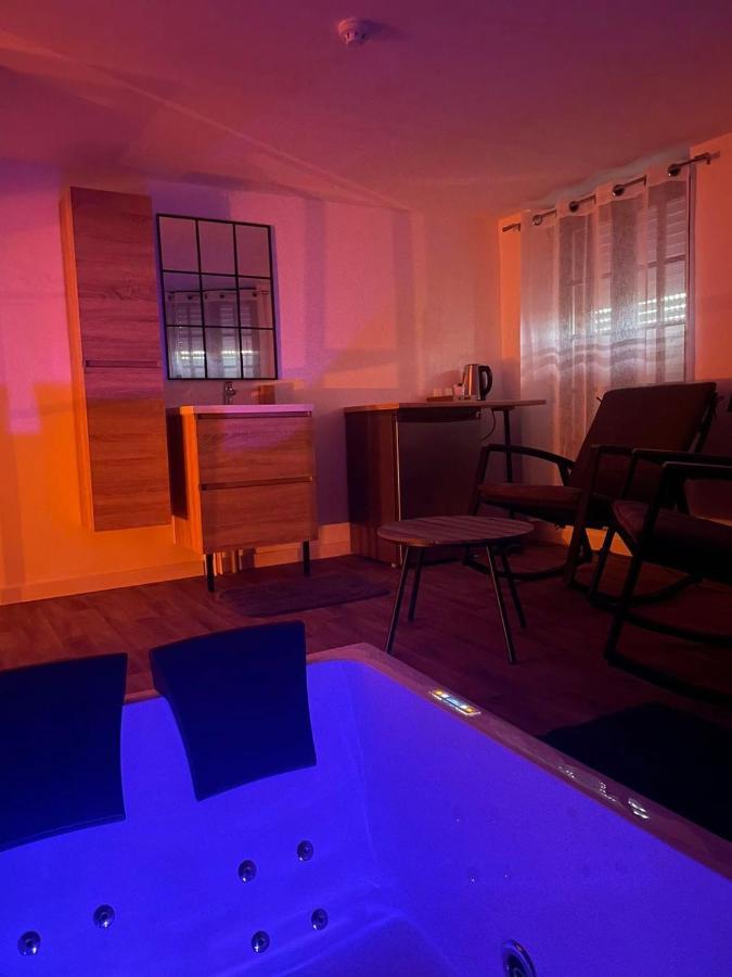 Magnifique Loft 35M2 Jacuzzi Rvb Night 1 Otel Amiens Dış mekan fotoğraf